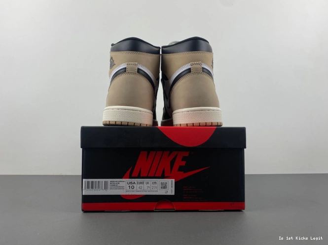 WMNS FD2596-021 Latte 1 OG High Air Jordan 0709